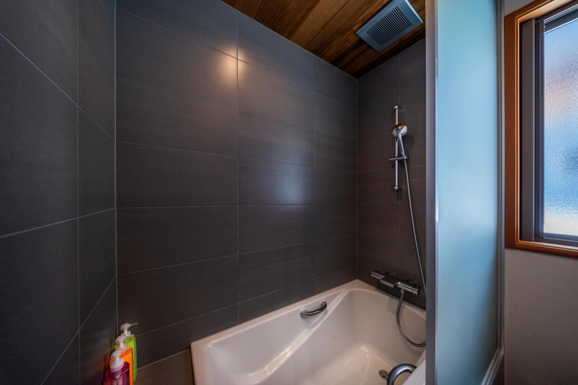 Chalet Bluebird *